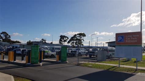 hobart airport secure parking.